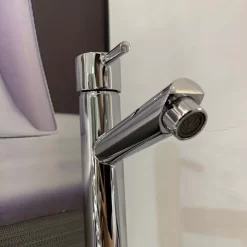 Vòi chậu lavabo lạnh Caesar B041CU