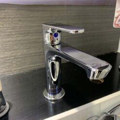 Vòi chậu lavabo lạnh Caesar B060C