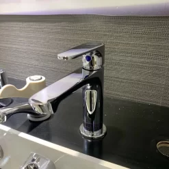 Vòi chậu lavabo lạnh Caesar B060CU