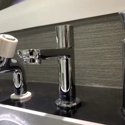 Vòi chậu lavabo lạnh Caesar B076C 12 Vòi chậu lavabo lạnh Caesar B076C