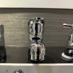 Vòi chậu lavabo lạnh Caesar B109CU