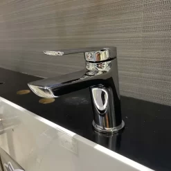 Vòi chậu lavabo nóng lạnh Caesar B200CU