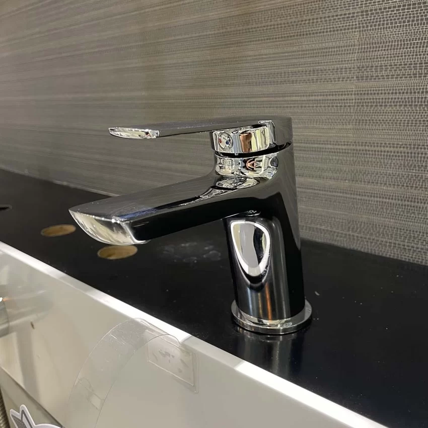 Vòi chậu Caesar B200CU Vòi chậu lavabo nóng lạnh Caesar B200CU