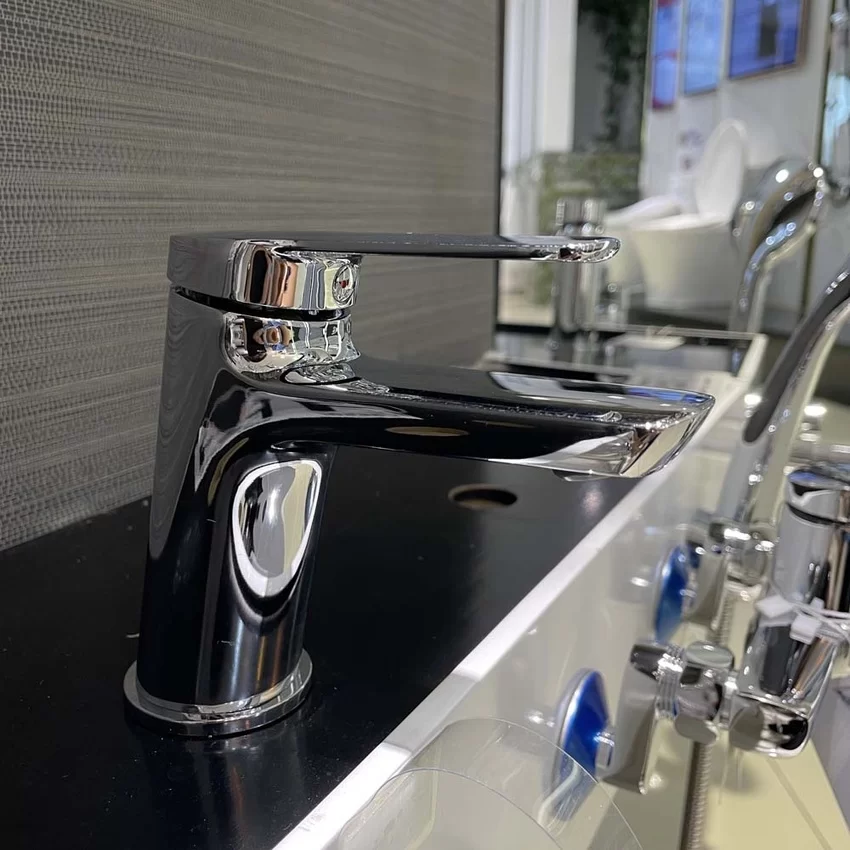 Vòi chậu lavabo nóng lạnh Caesar B200CU 6 Vòi chậu lavabo nóng lạnh Caesar B200CU
