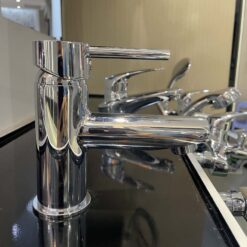 Vòi chậu lavabo nóng lạnh Caesar B350CU