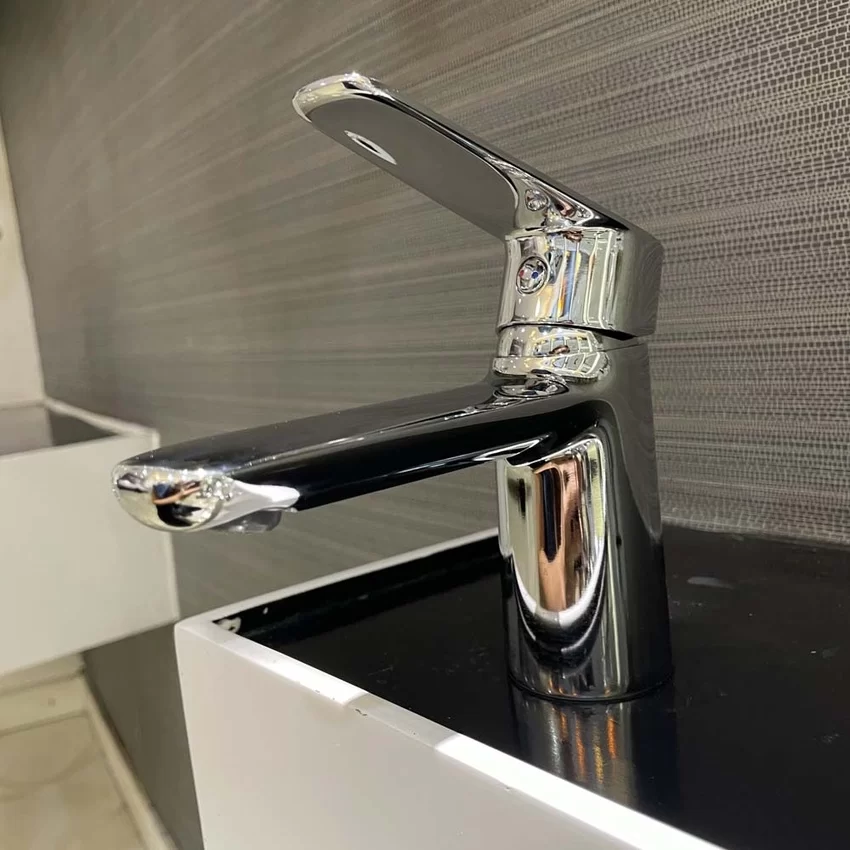 Vòi chậu lavabo nóng lạnh Caesar B380CU 6 Vòi chậu lavabo nóng lạnh Caesar B380CU