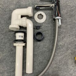 Vòi chậu lavabo nóng lạnh Caesar B380CU