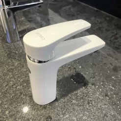 Vòi chậu lavabo nóng lạnh Caesar B390CU / CBU / CGU / CRU / CWU 24 Vòi chậu lavabo nóng lạnh Caesar B390CU / CBU / CGU / CRU / CWU