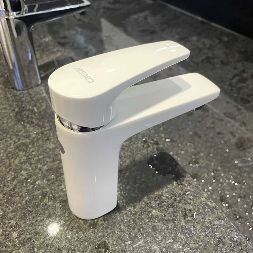 Vòi chậu lavabo nóng lạnh Caesar B390CU / CBU / CGU / CRU / CWU 12 Vòi chậu lavabo nóng lạnh Caesar B390CU / CBU / CGU / CRU / CWU
