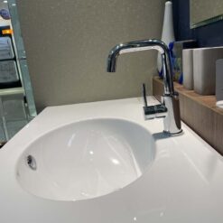 Vòi chậu lavabo nóng lạnh Caesar B520CU