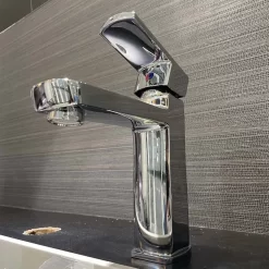 Vòi chậu lavabo nóng lạnh Caesar B550CU 10 Vòi chậu lavabo nóng lạnh Caesar B550CU