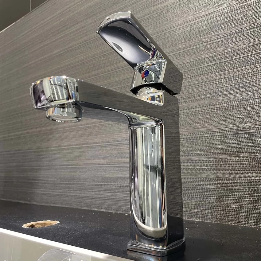 Ứng dụng thực tế của vòi chậu lavabo Caesar B550CU - SKU: B550CU Ứng dụng thực tế của vòi chậu lavabo Caesar B550CU