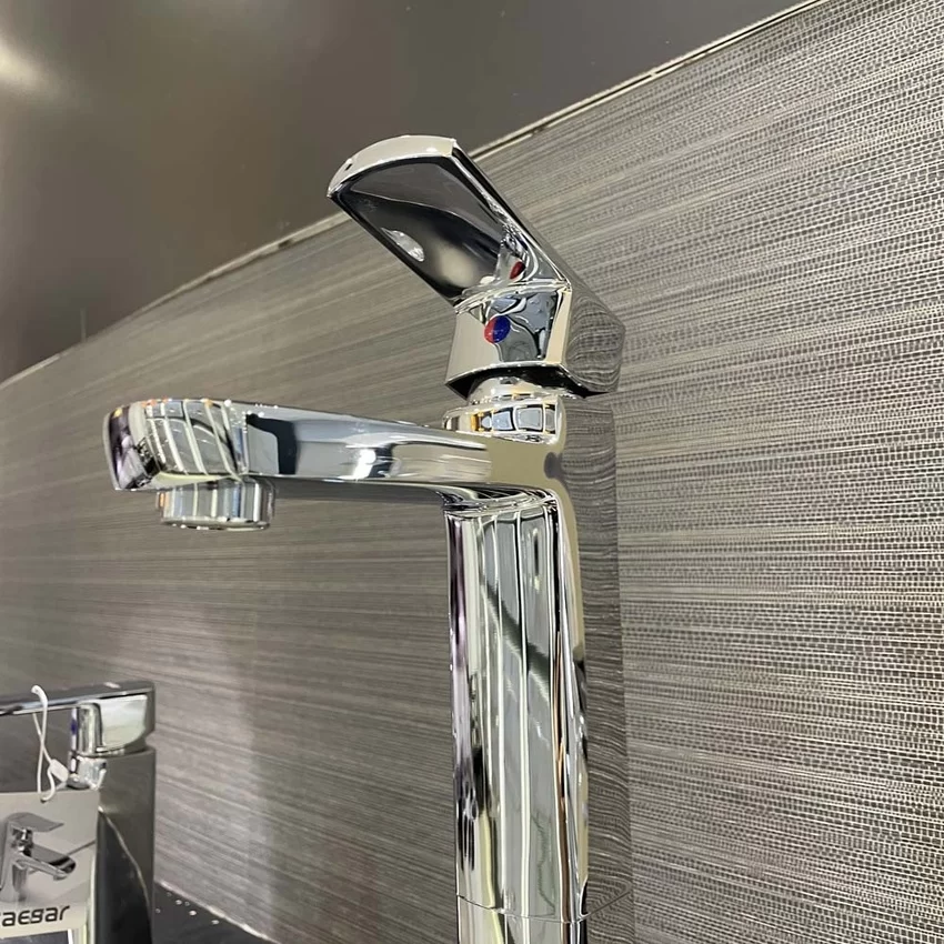 Thiết kế Vòi chậu lavabo nóng lạnh Caesar B551CU Thiết kế Vòi chậu lavabo nóng lạnh Caesar B551CU