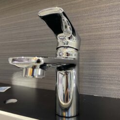 Vòi chậu lavabo nóng lạnh Caesar B730CU