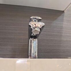 Vòi chậu lavabo nóng lạnh Caesar B770CU