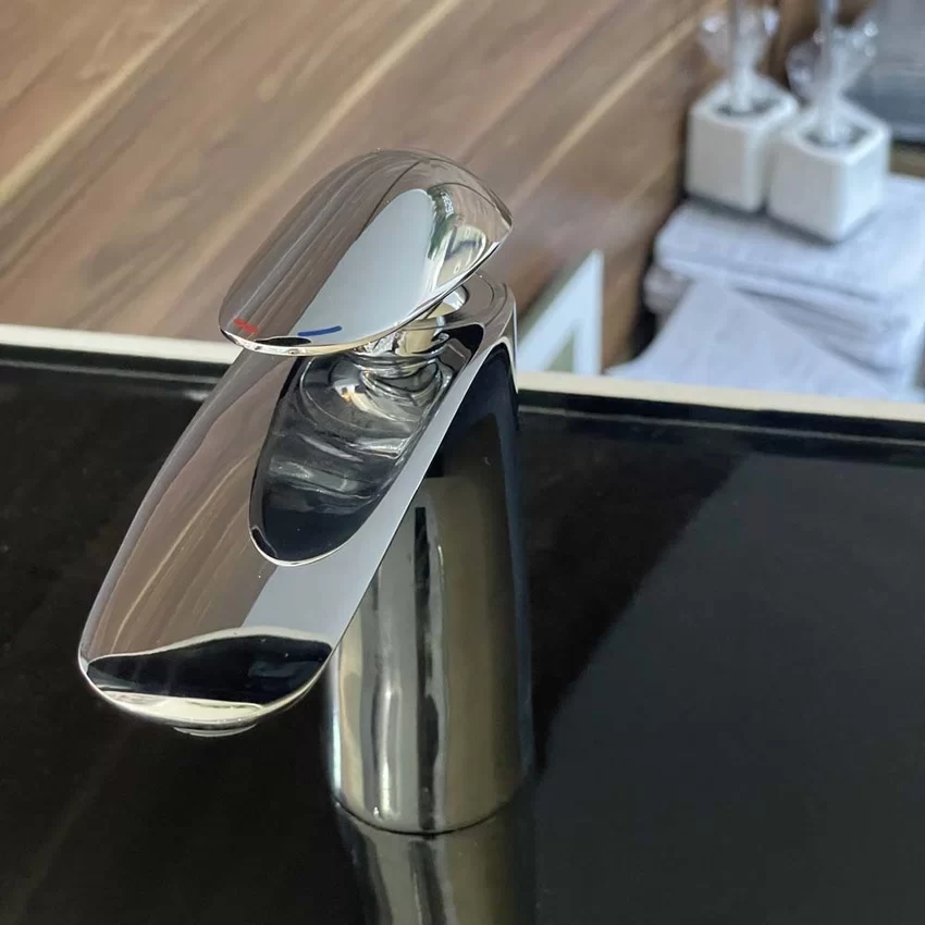 Vòi chậu lavabo nóng lạnh Caesar B810CU 22 Vòi chậu lavabo nóng lạnh Caesar B810CU - Sự lựa chọn hoàn hảo - SKU: B810CU