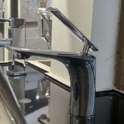 Vòi chậu lavabo nóng lạnh Caesar B820CU