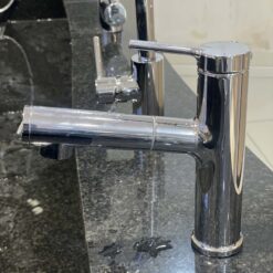 Vòi chậu lavabo nóng lạnh dây rút Caesar B196C