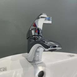 Vòi chậu lavabo nóng lạnh Viglacera VG104