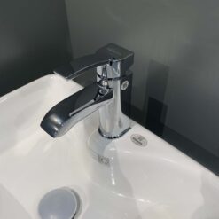 Vòi chậu lavabo nóng lạnh Viglacera VG111