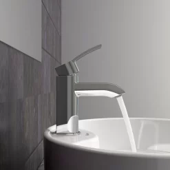 Vòi chậu lavabo nóng lạnh Viglacera VG111