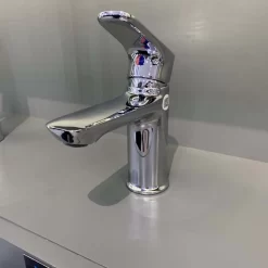 Vòi chậu lavabo nóng lạnh Viglacera VG132