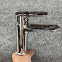 Vòi chậu lavabo nóng lạnh Viglacera VG132