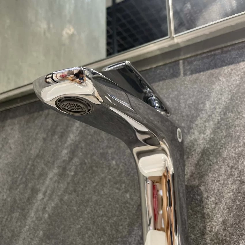 Vòi chậu lavabo nóng lạnh Viglacera VG142.1 tại Hải Yến Home - SKU: VG142.1 Vòi chậu lavabo nóng lạnh Viglacera VG142.1 tại Hải Yến Home