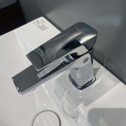 Vòi chậu lavabo nóng lạnh Viglacera VG143