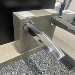 Vòi lavabo cảm ứng gắn tường American Standard WF-8508 (WF8508)