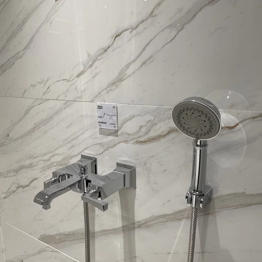 Ưu điểm nổi bật WF-1611 Ưu điểm của Vòi sen nóng lạnh American Standard WF-1611