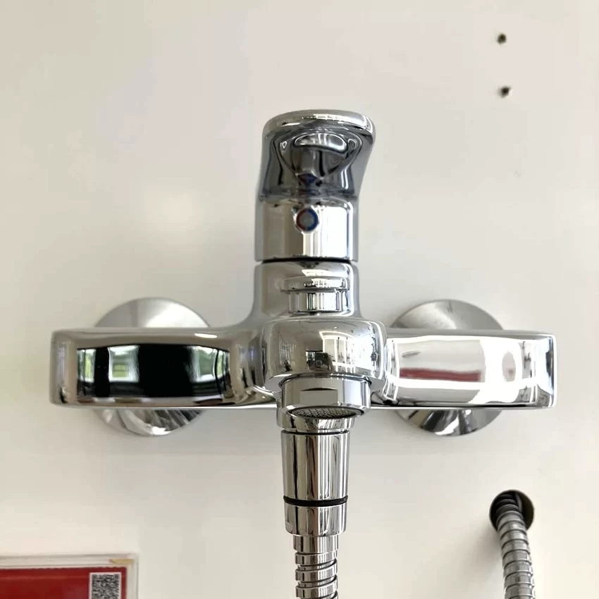 Vòi sen nóng lạnh American Standard WF-B211 (WFB211) 13 Vòi sen nóng lạnh American Standard WF-B211 - Hình 2