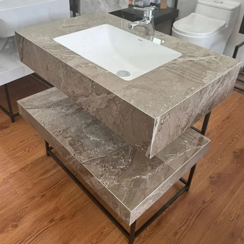 Bàn đá 2 tầng màu vàng nhạt có lavabo âm bàn Viglacera US8-9GP05 Bàn đá 2 tầng màu vàng nhạt có lavabo âm bàn Viglacera US8-9GP05