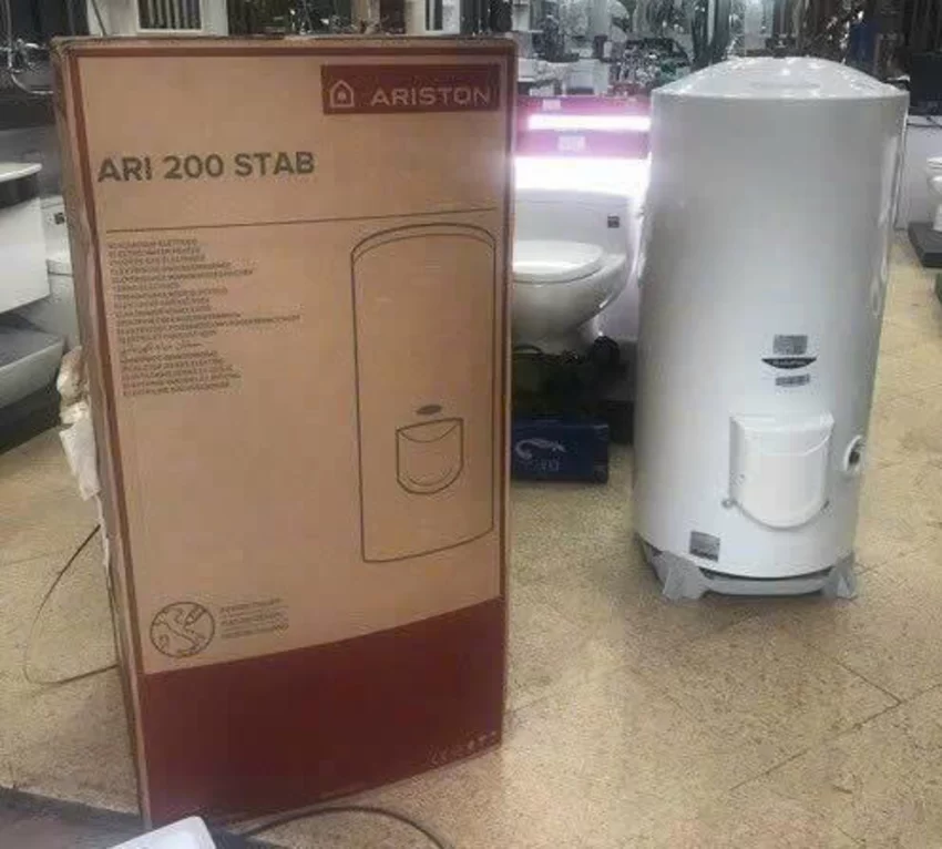 Bình nóng lạnh Ariston dung tích lớn 150l - 200l - 300l - 500l 7 Bình nóng lạnh Ariston dung tích lớn 150l - 200l - 300l - 500l
