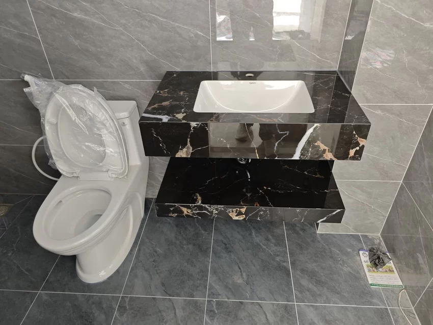 Bàn đá 2 tầng màu đen vân đá có lavabo âm bàn Viglacera VI12-9GP01 Bàn đá 2 tầng màu đen vân đá có lavabo âm bàn Viglacera VI12-9GP01