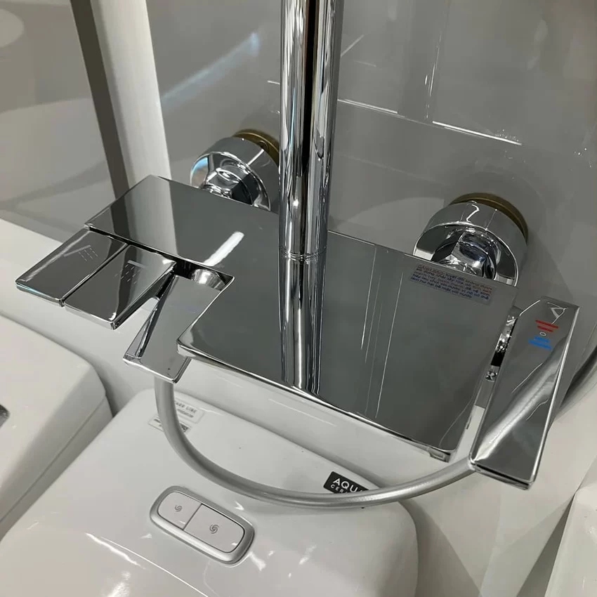 Bộ sen tắm cây nóng lạnh Caesar S688C Bộ sen tắm cây nóng lạnh Caesar S688C