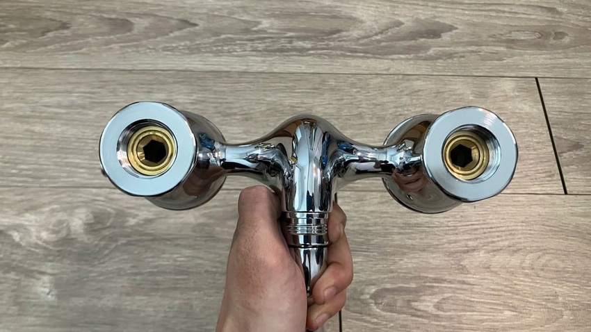 Bộ sen tắm nóng lạnh MOEN Monticenlo Series MCL2595 8 Bộ sen tắm nóng lạnh MOEN Monticenlo Series MCL2595