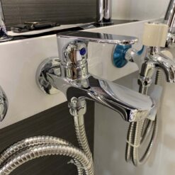 Bộ vòi sen tắm lạnh Caesar S063C (Tay sen tắm xi)