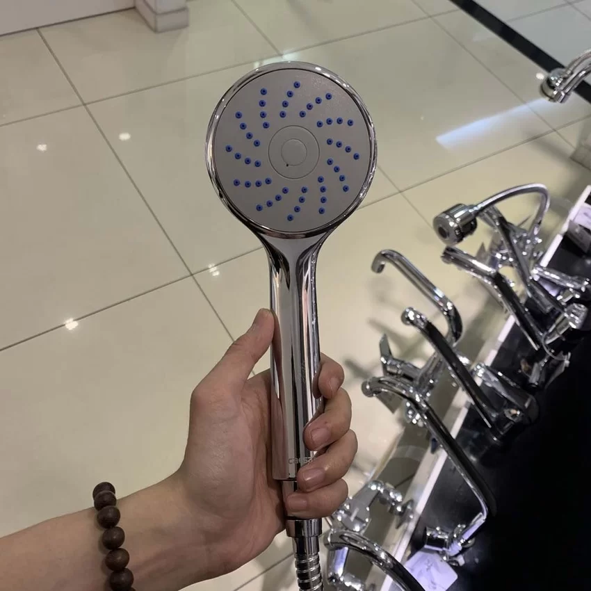 Bộ vòi sen tắm lạnh Caesar S063C (Tay sen tắm xi) 25 Ứng dụng thực tế của bộ vòi sen Caesar S063C