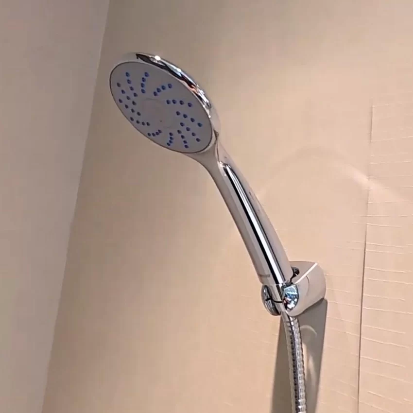 Ứng dụng thực tế Bộ vòi sen tắm nóng lạnh Caesar S123C SKU S123C Ứng dụng Bộ vòi sen tắm nóng lạnh Caesar S123C trong thực tế