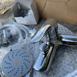 Bộ vòi sen tắm nóng lạnh Caesar S123C