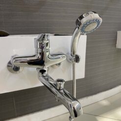 Bộ vòi sen tắm nóng lạnh Caesar S143C