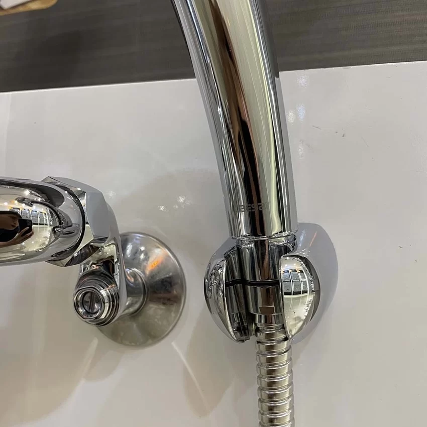 Bộ vòi sen tắm nóng lạnh Caesar S143C 8 Bộ vòi sen tắm nóng lạnh Caesar S143C