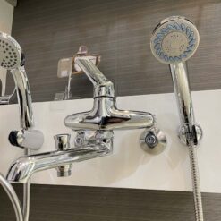 Bộ vòi sen tắm nóng lạnh Caesar S143C