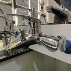 Bộ vòi sen tắm nóng lạnh Caesar S173C