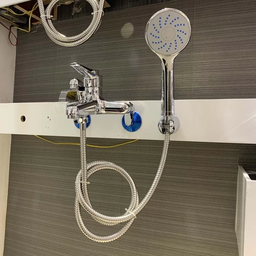Bộ vòi sen tắm nóng lạnh Caesar S333C Bộ vòi sen tắm nóng lạnh Caesar S333C - Hình ảnh 3