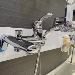 Bộ vòi sen tắm nóng lạnh Caesar S433C