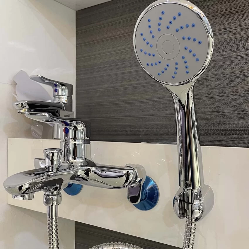 Bộ vòi sen tắm nóng lạnh Caesar S493C Bộ vòi sen tắm nóng lạnh Caesar S493C