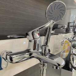 Bộ vòi sen tắm nóng lạnh Caesar S493C
