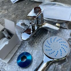 Bộ vòi sen tắm nóng lạnh Caesar S493C